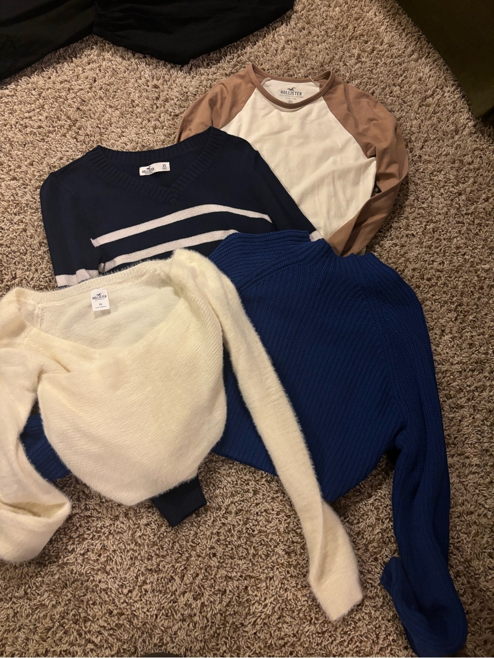 Hollister XS Cream & Navy Mixed Sweater Bundle - Blue, Cream, Tan